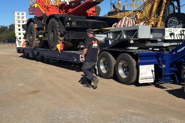 Custom Haulage Solutions – TM Heavy Haulage Custom haulage solutions for oversized and complex machinery transport – TM Heavy Haulage