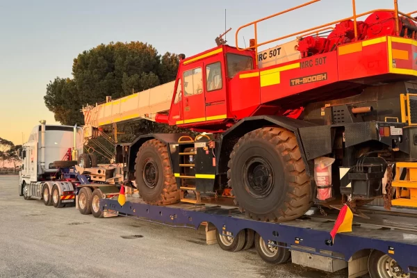 PHOTO-2025-04-22-17-48-18 (1) TM Heavy Haulage Australia